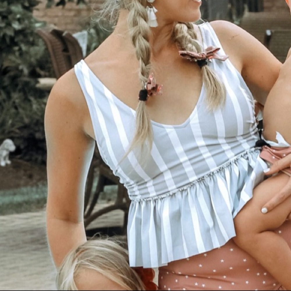 KORTNI JEANE swim top